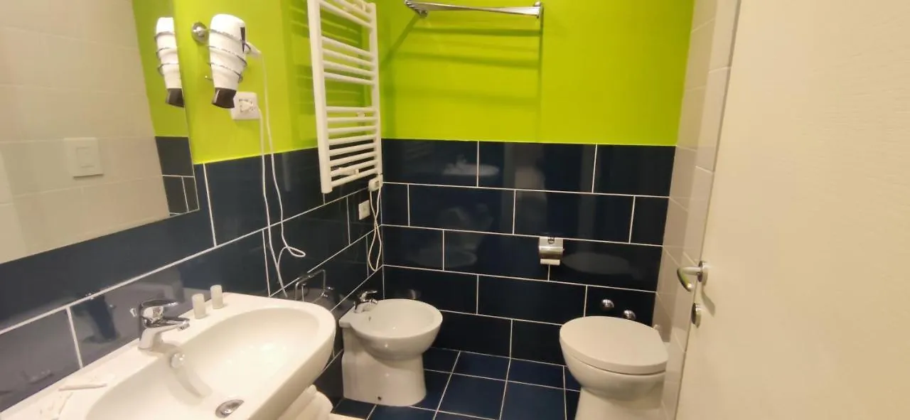 *** Guest house B&B Rettifilo Naples Italy